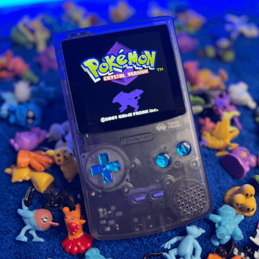 Funnyplaying Game Boy Color Atomic Purple med labfifteen-knapper og IPS-skærm